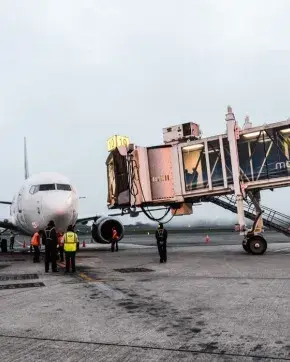 Avión comercial