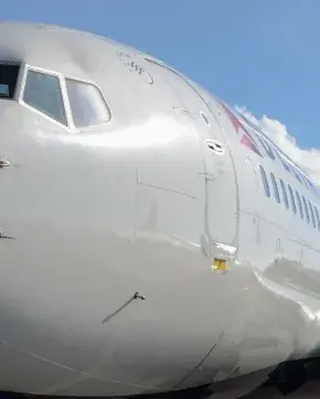 Avión comercial