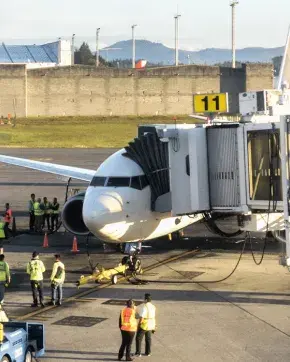 Avión comercial